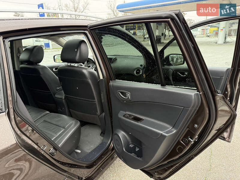 Позашляховик / Кросовер Renault Koleos 2015 в Дніпрі