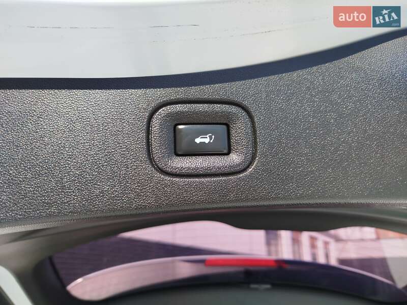 Позашляховик / Кросовер Renault Koleos 2017 в Черкасах