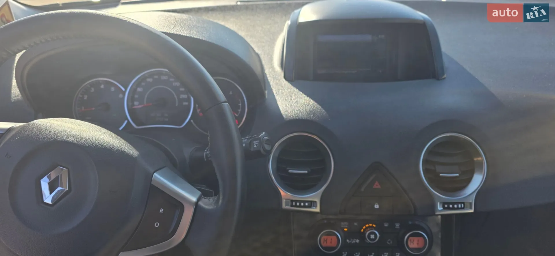 2013 Renault Koleos - мініатюра 128