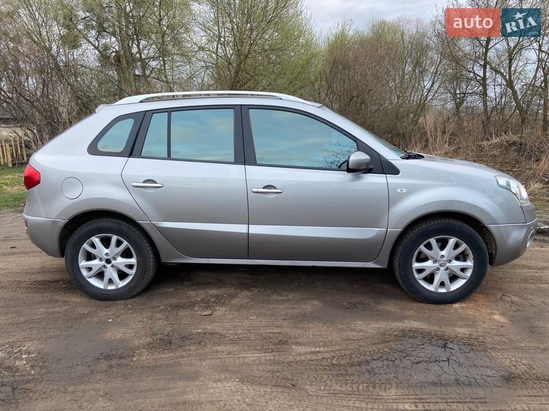 Позашляховик / Кросовер Renault Koleos 2009 в Рівному