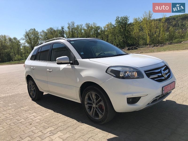 Внедорожник / Кроссовер Renault Koleos 2012 в Черновцах