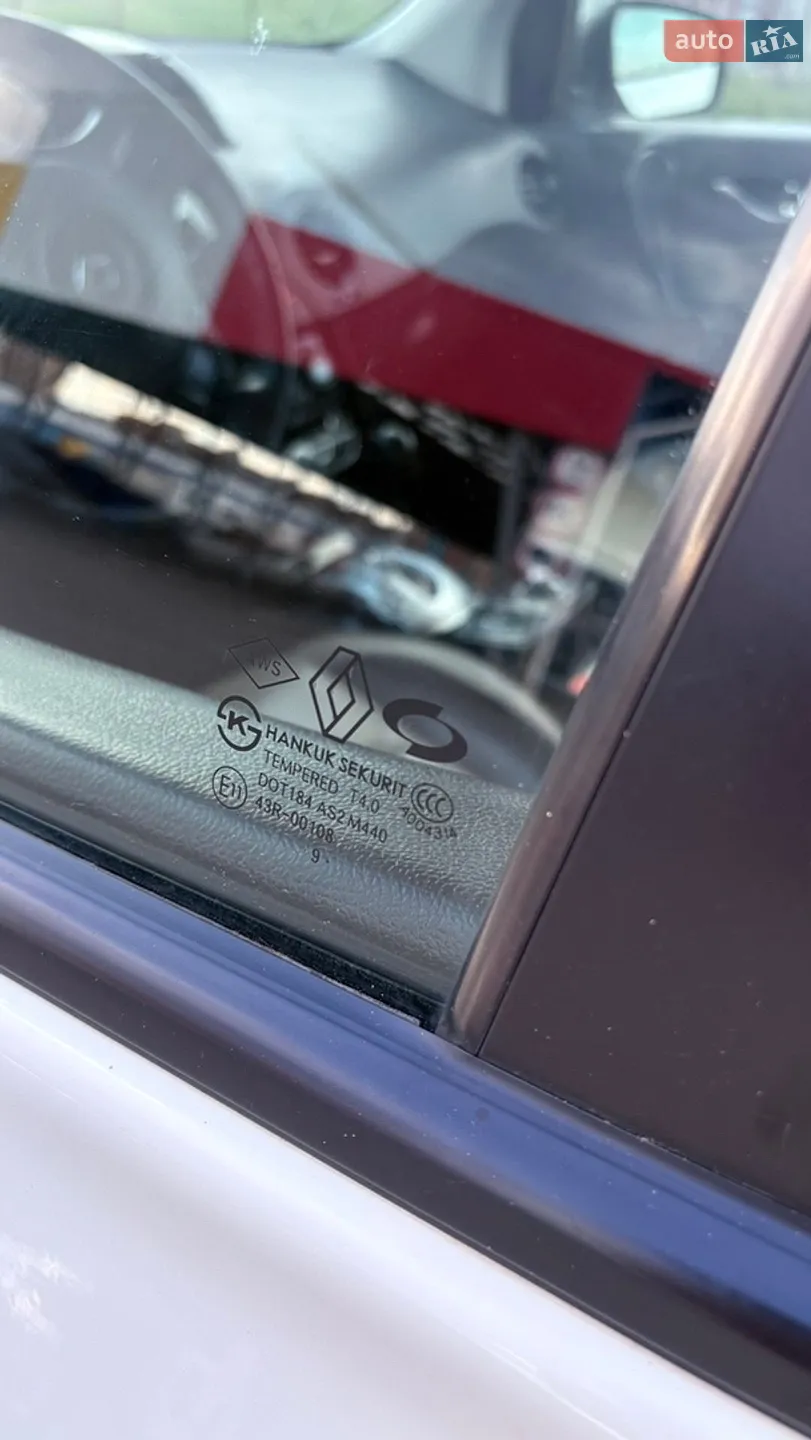 2010 Renault Koleos - мініатюра 21