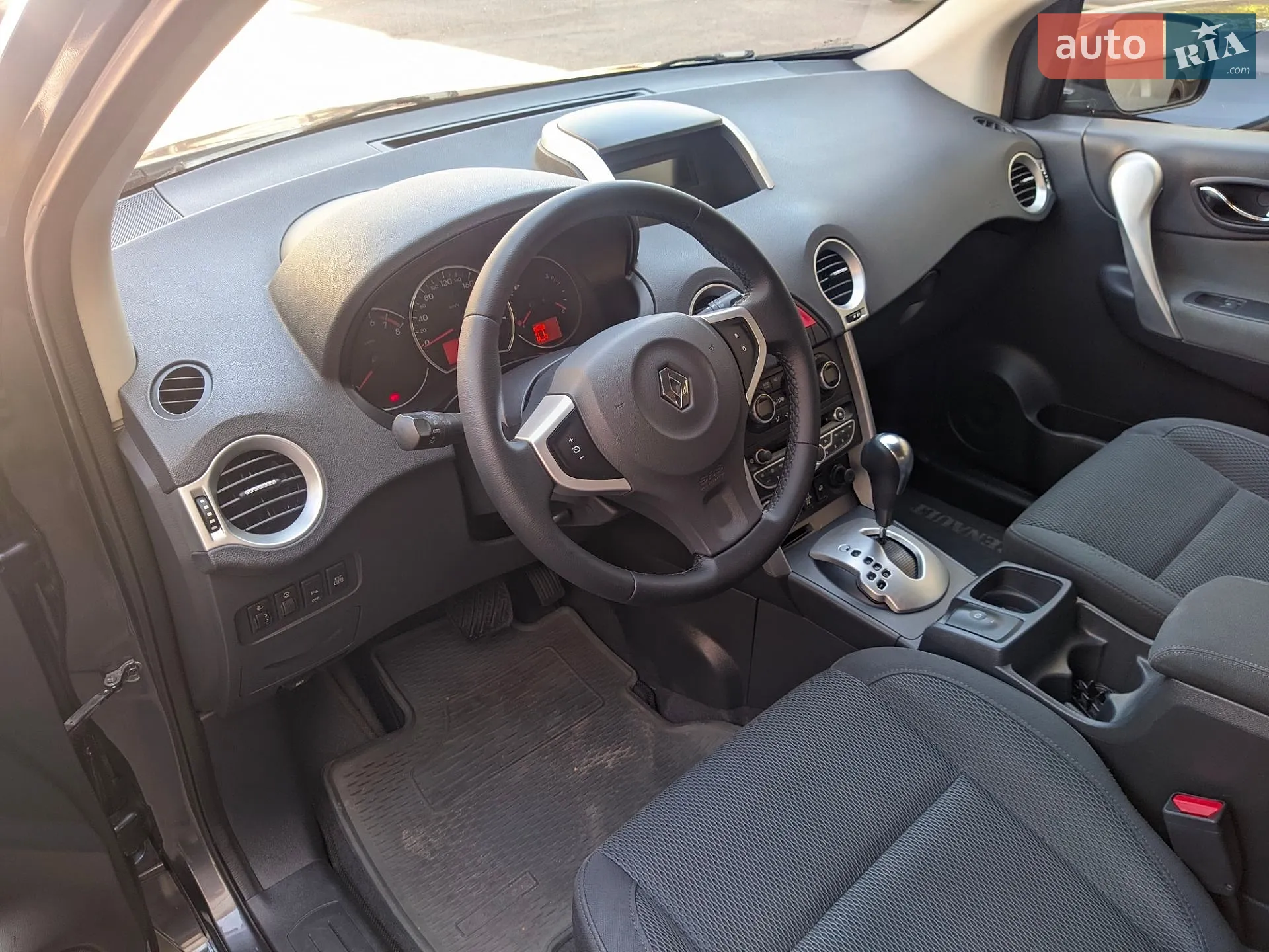 2010 Renault Koleos - мініатюра 12