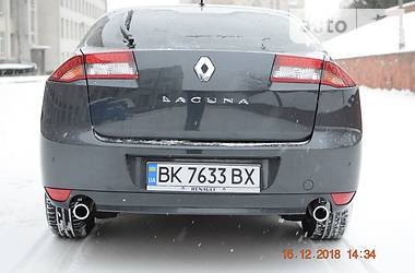 Седан Renault Laguna 2014 в Ровно