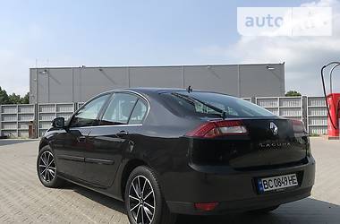 Хетчбек Renault Laguna 2013 в 
