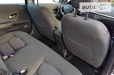 Хетчбек Renault Laguna 2006 в 