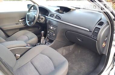 Хетчбек Renault Laguna 2006 в 