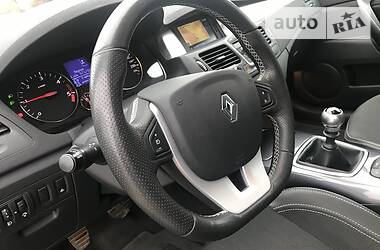 Хэтчбек Renault Laguna 2010 в 