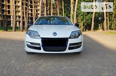 Седан Renault Laguna 2015 в 
