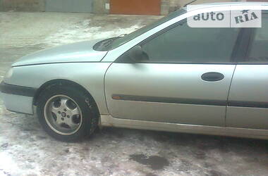 Хетчбек Renault Laguna 1995 в 