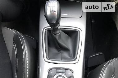 Хетчбек Renault Laguna 2011 в 
