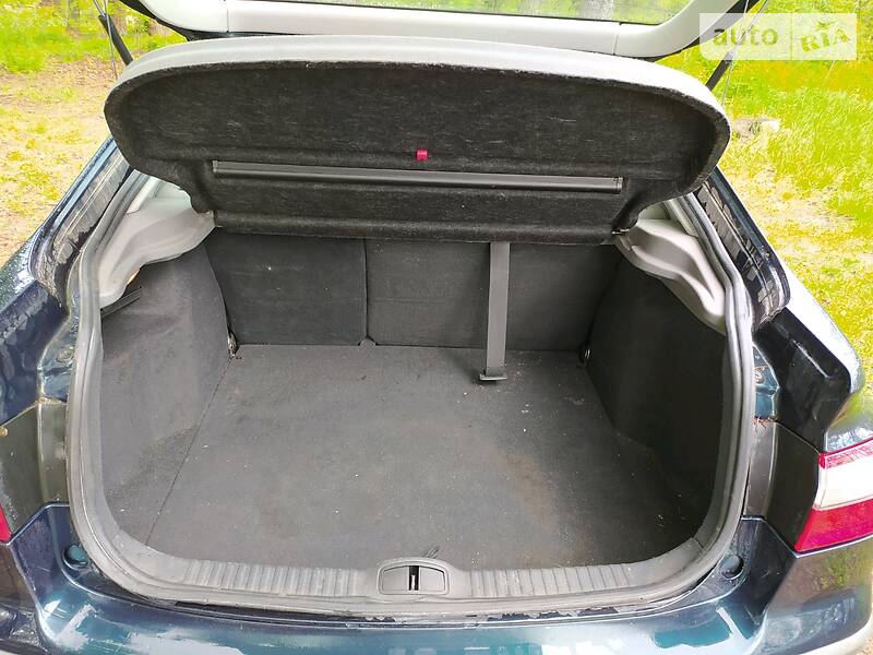 Ліфтбек Renault Laguna 2002 в Бучі