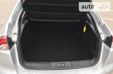 Хетчбек Renault Laguna 2009 в 