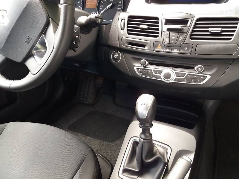 Хетчбек Renault Laguna 2010 в Львові фото 11 Хетчбек Renault Laguna 2010 в Львові