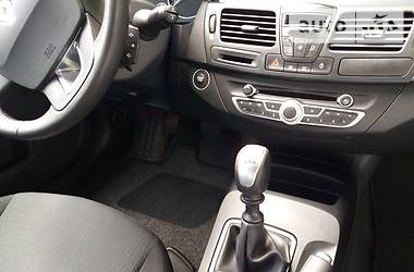 Хетчбек Renault Laguna 2010 в 