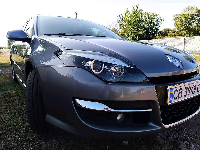 Универсал Renault Laguna 2011 в Прилуках