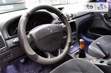 Хэтчбек Renault Laguna 2002 в Киеве