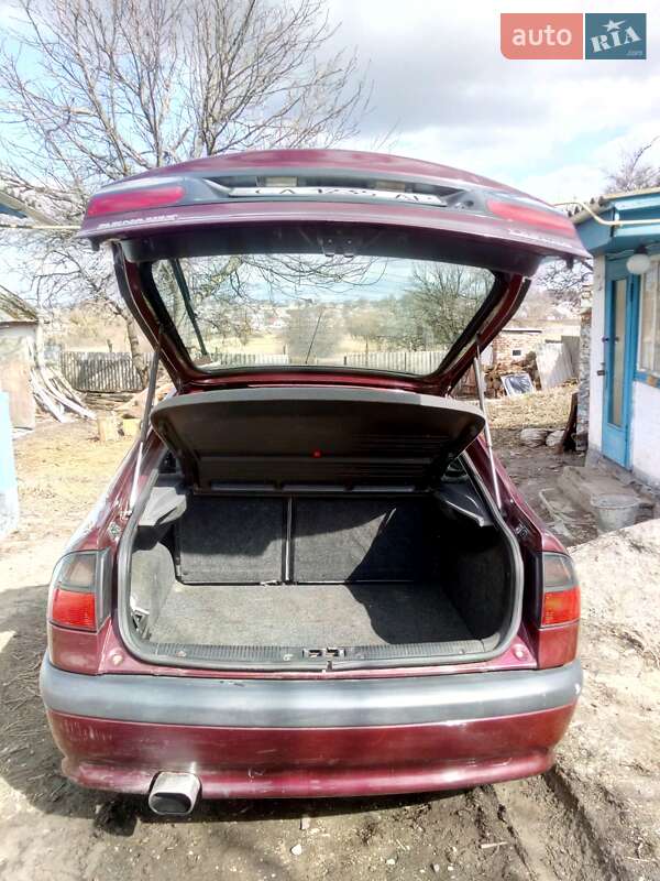 Хетчбек Renault Laguna 1996 в Жашківу