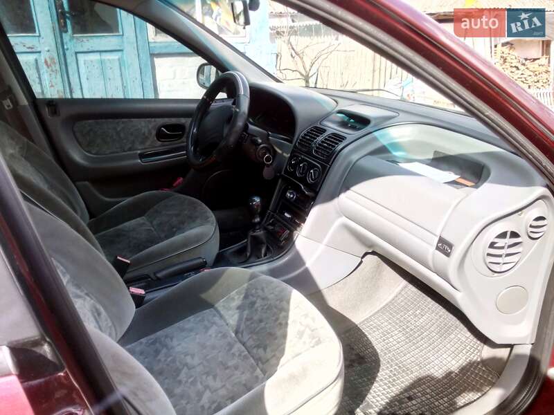 Хетчбек Renault Laguna 1996 в Жашківу