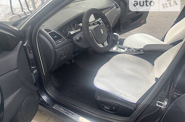 Лифтбек Renault Laguna 2013 в 