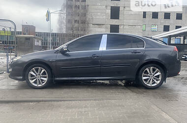 Лифтбек Renault Laguna 2013 в Львове