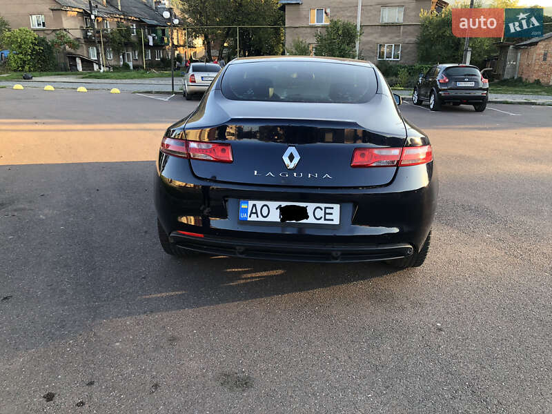 Купе Renault Laguna 2009 в Тячеві