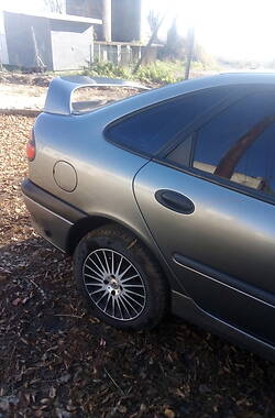 Лифтбек Renault Laguna 1999 в 