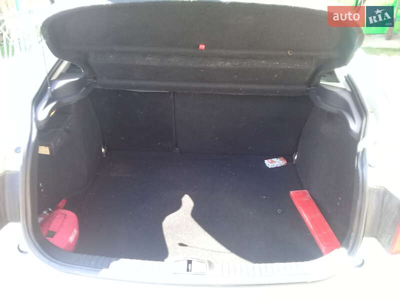 Лифтбек Renault Laguna 2005 в Жидачове