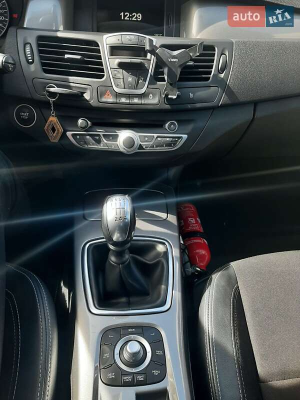 Ліфтбек Renault Laguna 2012 в Тернополі