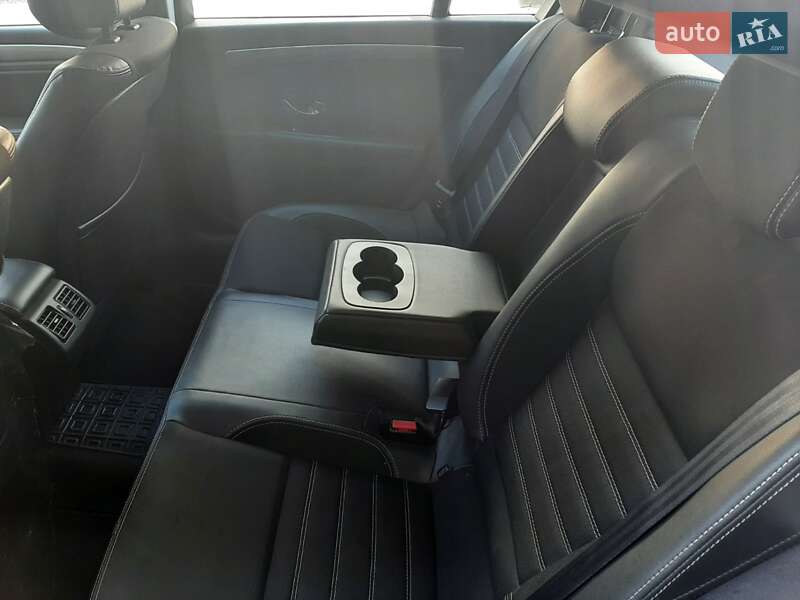 Ліфтбек Renault Laguna 2012 в Тернополі