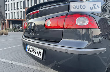 Хэтчбек Renault Laguna 2007 в 