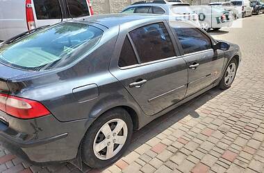 Ліфтбек Renault Laguna 2004 в Івано-Франківську