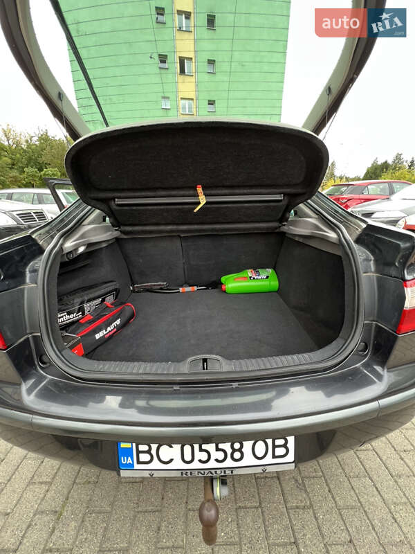 Лифтбек Renault Laguna 2001 в Радехове
