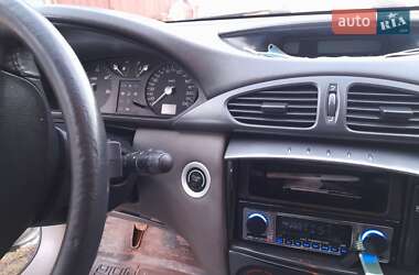 Лифтбек Renault Laguna 2001 в Снятине