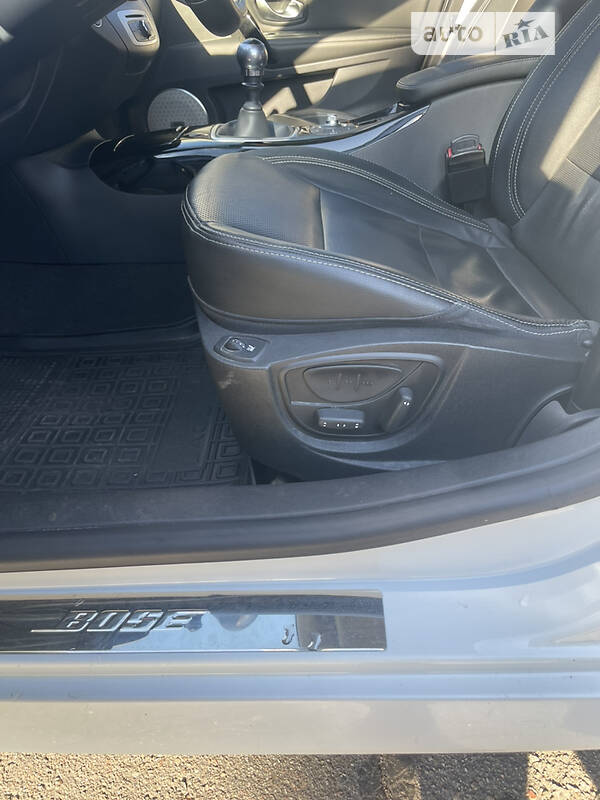 Лифтбек Renault Laguna 2014 в Сумах