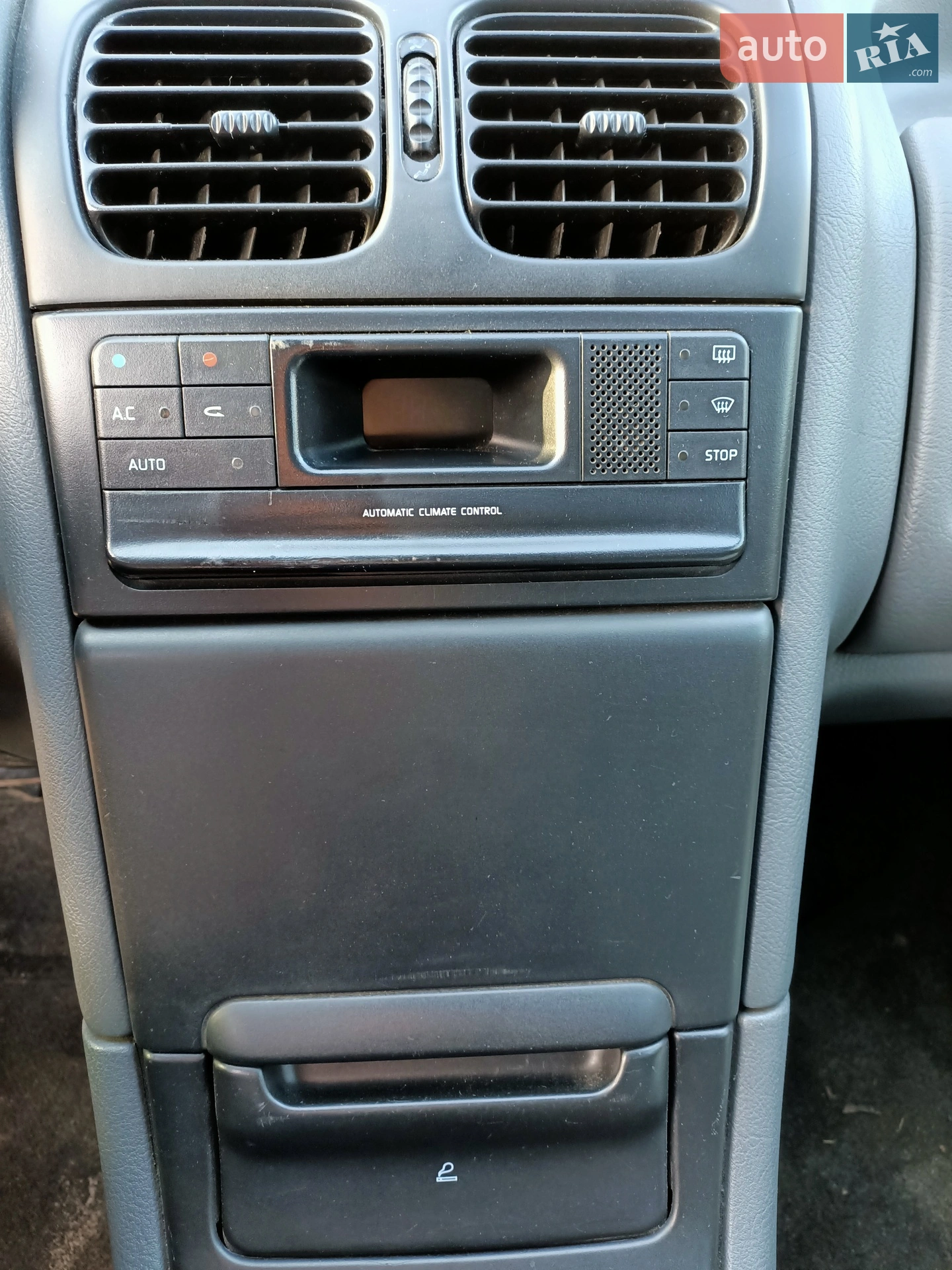 Renault Laguna 1997 VIN VF1B560KC16412873 фото оголошення 11 з 14