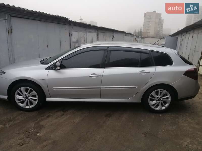 Универсал Renault Laguna 2013 в Киеве