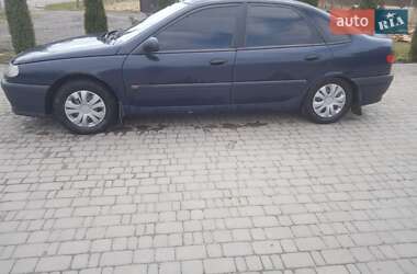 Лифтбек Renault Laguna 1996 в Яворове