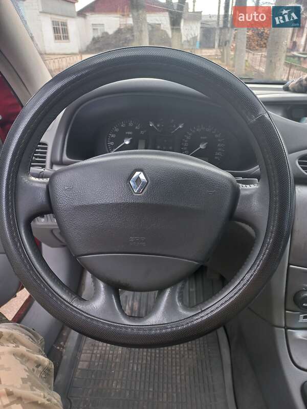Лифтбек Renault Laguna 2003 в Городне фото 4 Лифтбек Renault Laguna 2003 в Городне