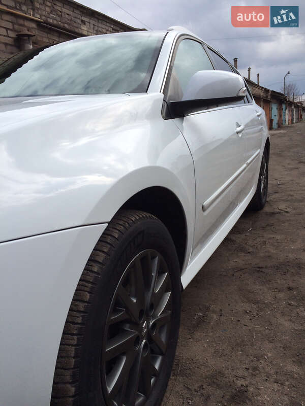 Универсал Renault Laguna 2013 в Запорожье фото 6 Универсал Renault Laguna 2013 в Запорожье