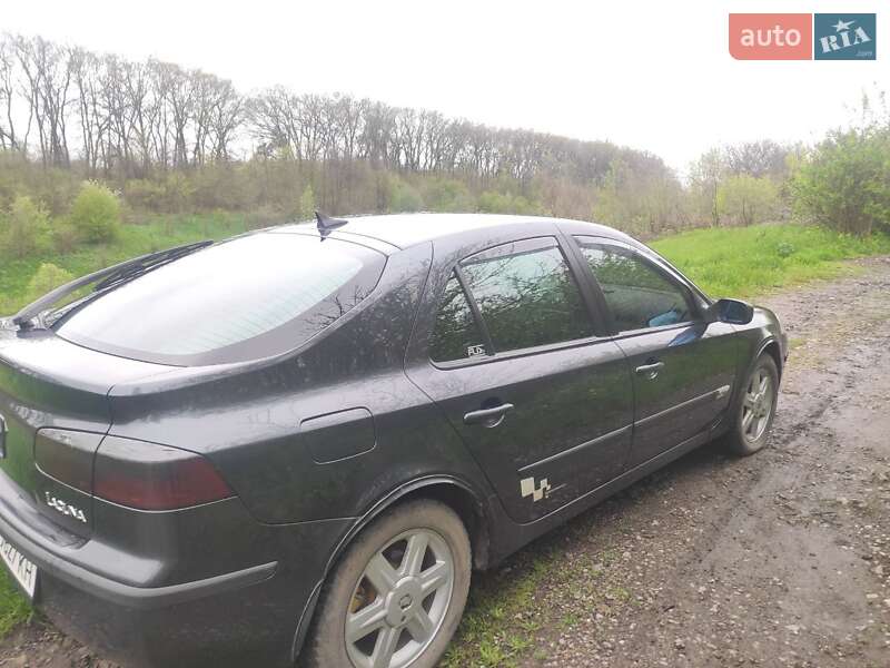 Лифтбек Renault Laguna 2002 в Верхнеднепровске