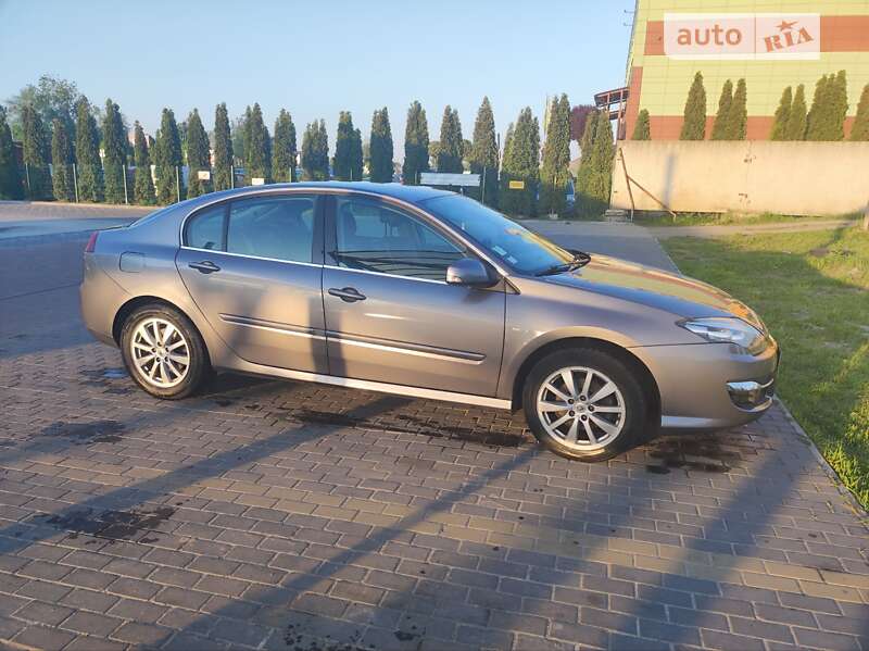 Ліфтбек Renault Laguna 2012 в Луцьку