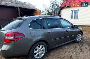 Универсал Renault Laguna 2010 в Ровно