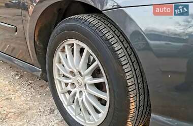 Лифтбек Renault Laguna 2013 в 
