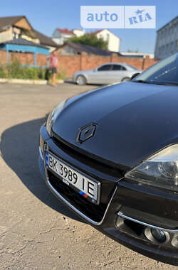 Универсал Renault Laguna 2012 в Ровно