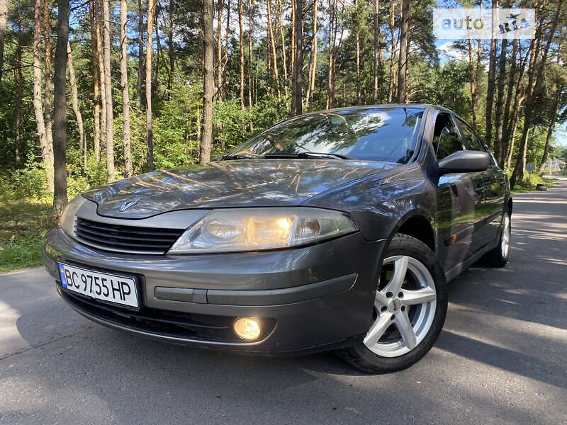 Лифтбек Renault Laguna 2001 в 
