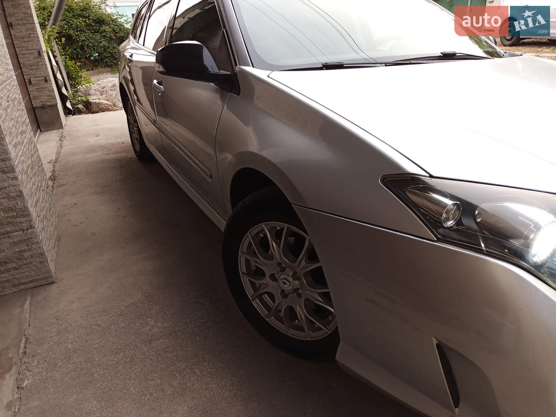 2010 Renault Laguna - мініатюра 3