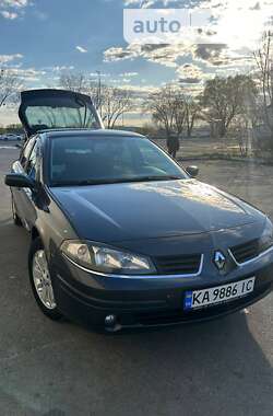 Ліфтбек Renault Laguna 2008 в Мукачевому