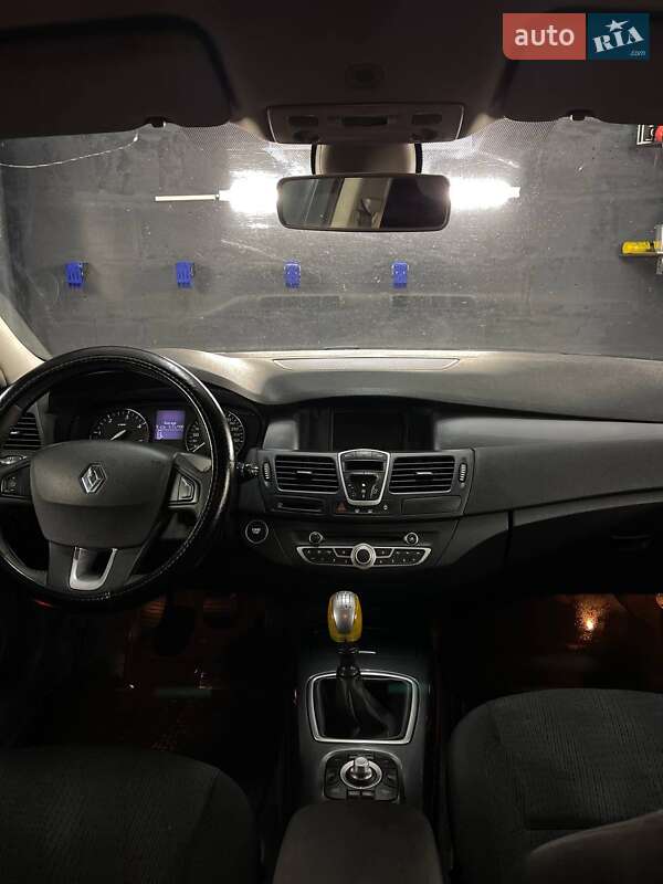 Универсал Renault Laguna 2010 в Бородянке