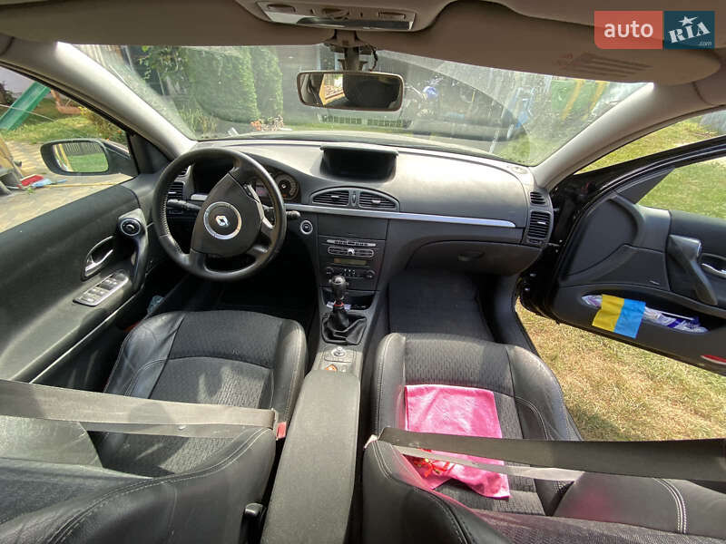 Универсал Renault Laguna 2005 в Костополе